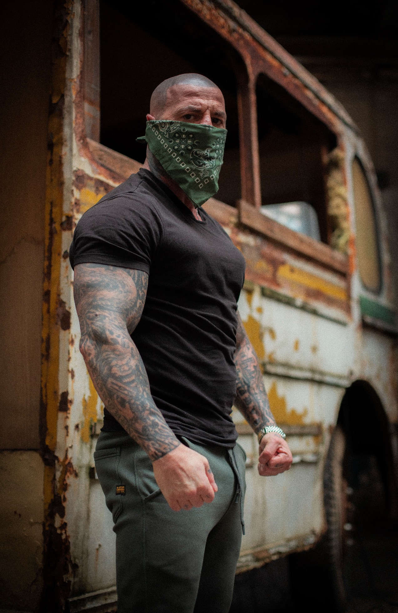 VEDAT KEEN KESKIN / VISUAL DESIGNER